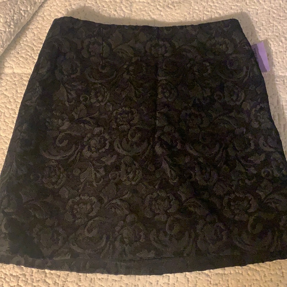 Black pencil skirt